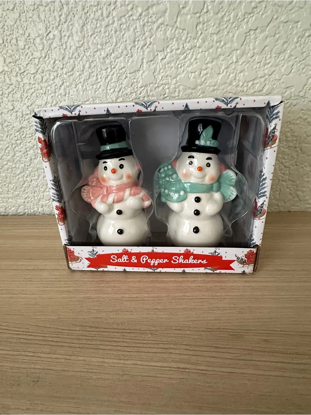 Ceramic Snowman Pair – Pink & Mint Holiday Figurines